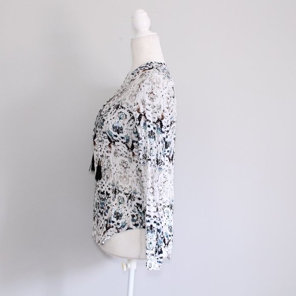 Tribal Jeans Tribal Print Blouse with Tassle Sz Xs - Picture 9 of 14